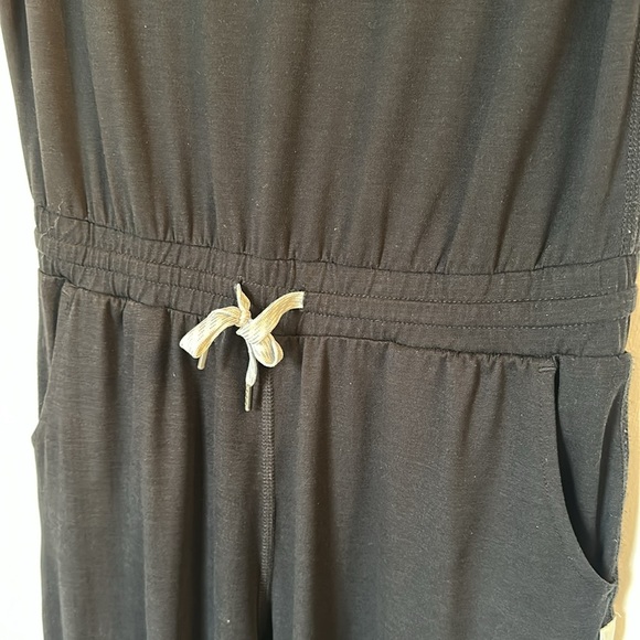 Vuori Jumpsuit black size medium - Picture 4 of 8